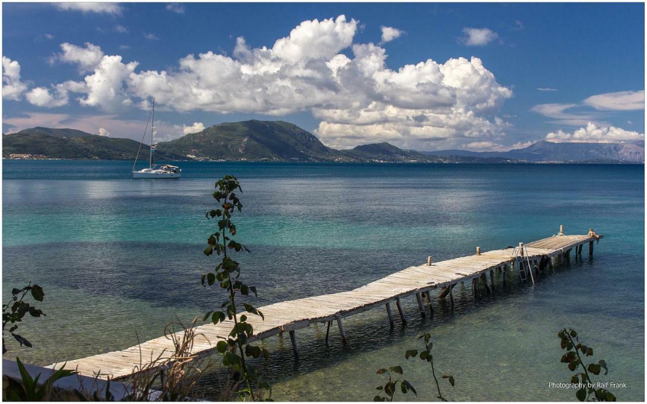 Traditional Fishing Village Apartments บูเกริ ภายนอก รูปภาพ